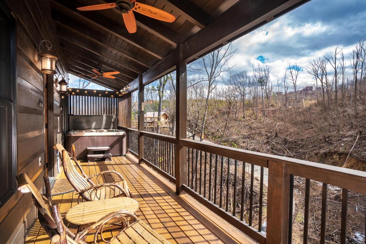 The Buckhorn By Stony Brook Cabins 蓋特林堡 外观 照片